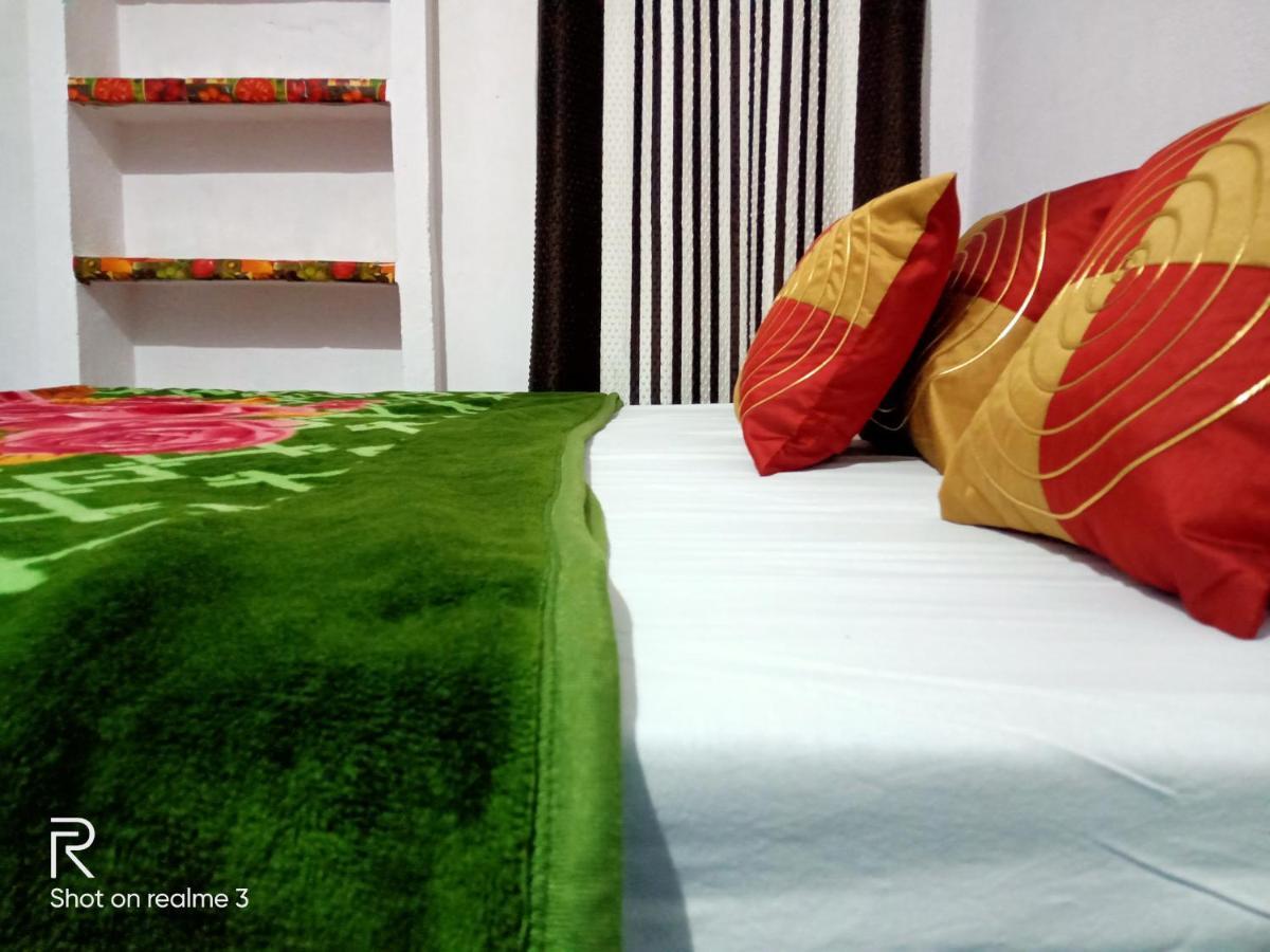 Khajuraho Dreams Homestay Exterior foto